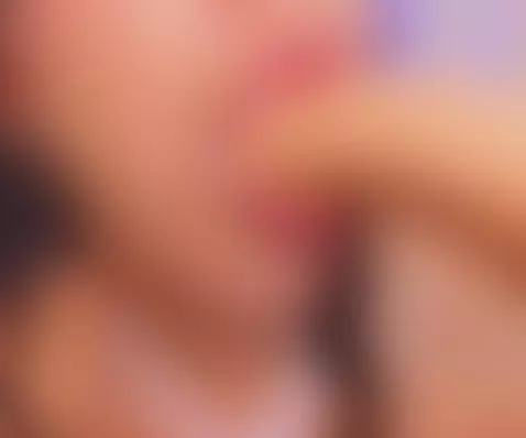 https://es.chaturbate.com/mystic_busty
https://es.stripchat.... by sharkottetorres