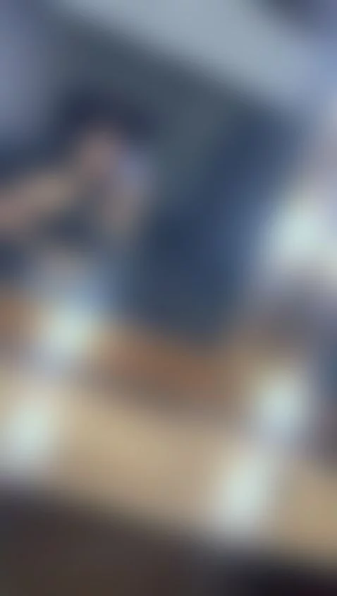 Mirror mirror, who is the hottest girl on this site?🎆💍 by taammmy