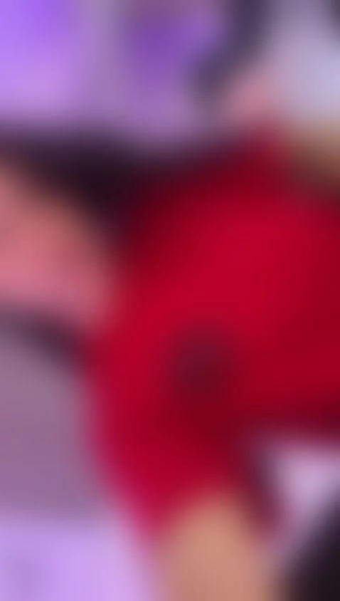 I want you to have no qualms with me and tear my clothes! 😈 by taammmy