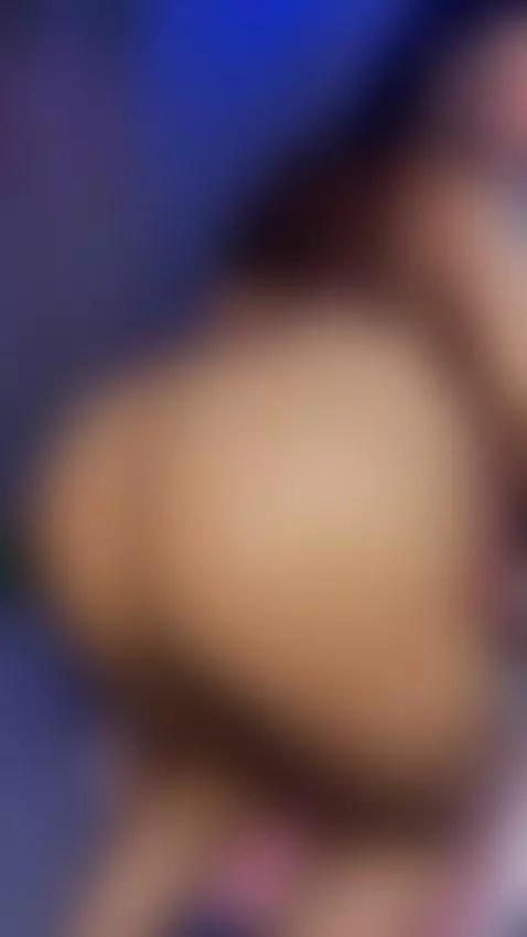 Come and follow me to my page by alanna22