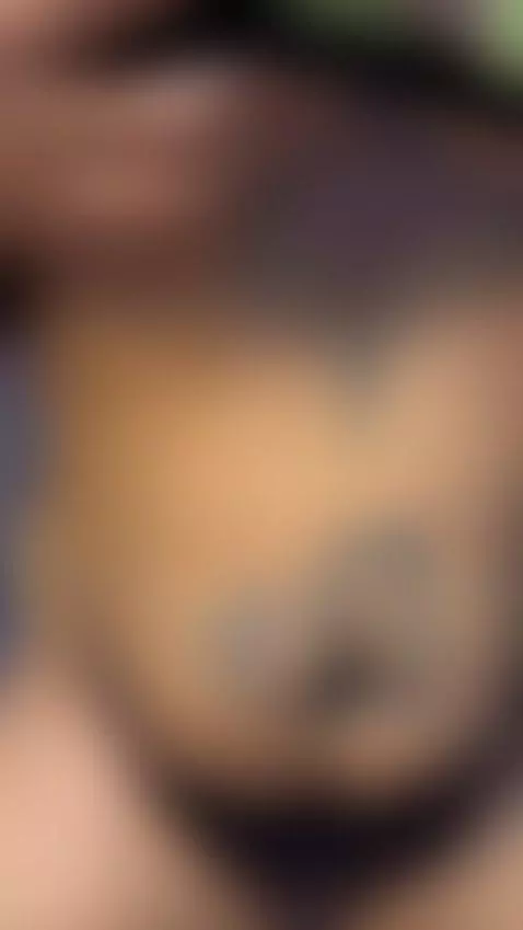 Come follow me on my live page by alanna22