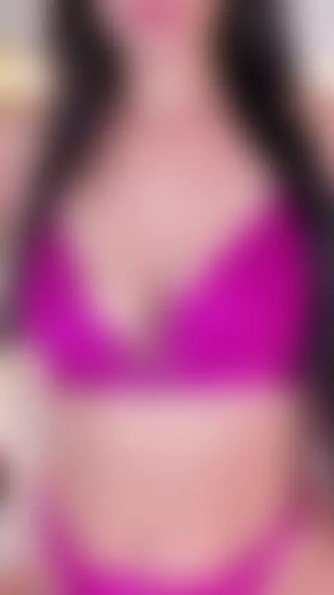 come and make me moan with pleasure🥵Online by karina-dulcey