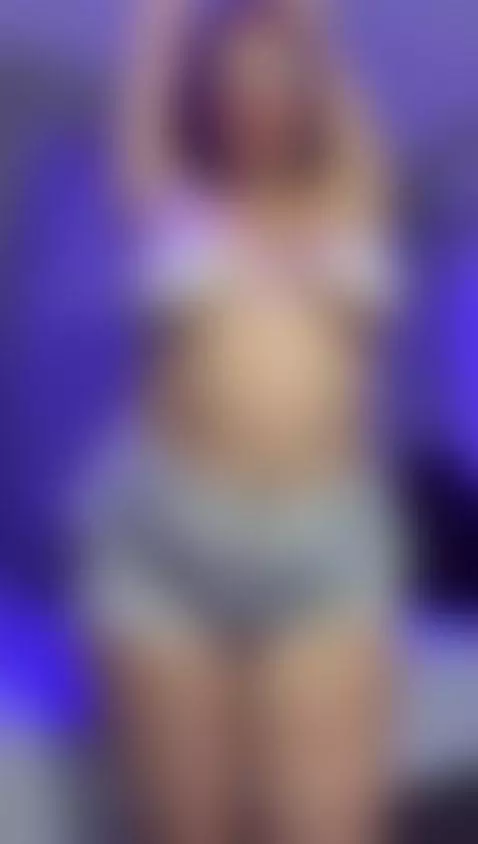 Hey love i am live baby by dannaamonroe