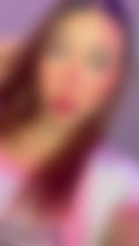 Live now!! by dannaamonroe