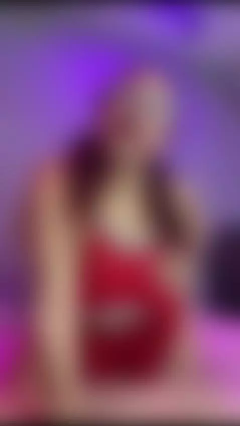 Don’t go anywhere, I want your eyes on every move I make. by dannaamonroe