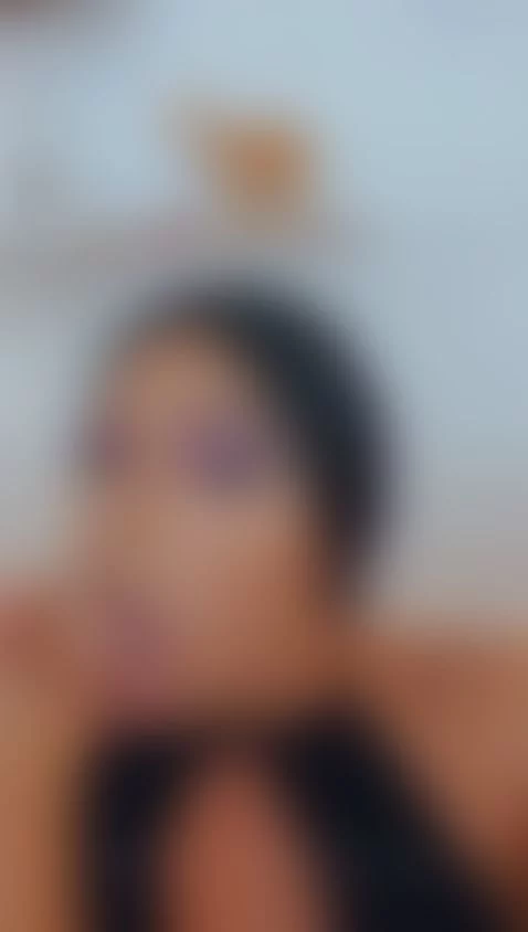 Would you like to suck my feet? by aylinthomass