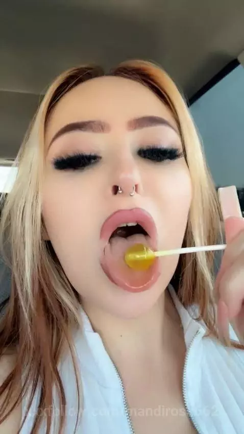 can i suck on your sucker by mandirose662