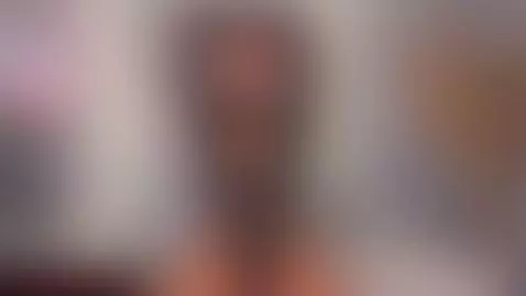 Im online now guys! by violetta-harris