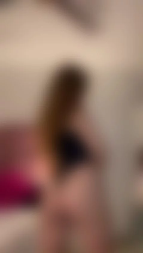 hi there by chiarabills