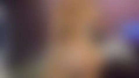 putting on that oil by michellangels