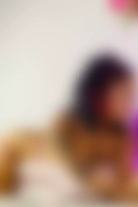 Can you imagine there... behind me? by alanaaferrer