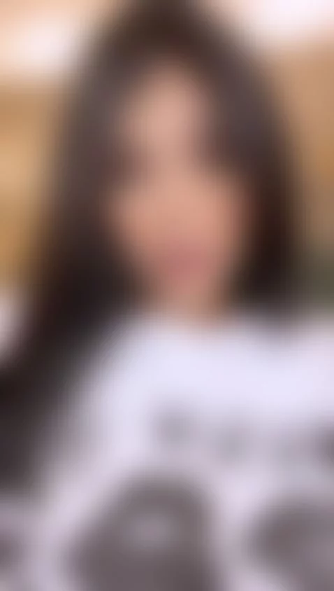 Wanna Come and play with my huge tits by babeharmony