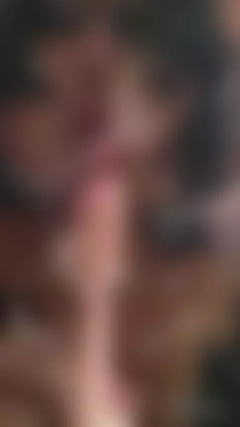 OMG ! Quien escucho eso ? 🙈😏🤤 by nanabelaa