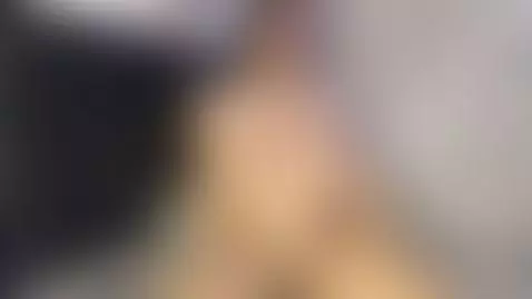 I hope you like to enjoy a pretty view of love 😋 by alexabest1