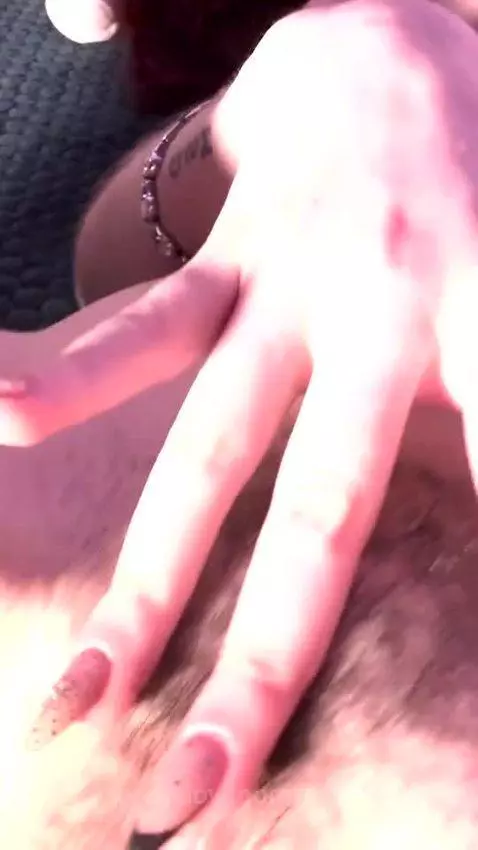 👇🏼😈 I have a gift for your by arii-x