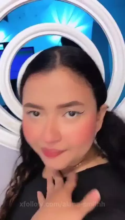 Cute girl by alana-smithh