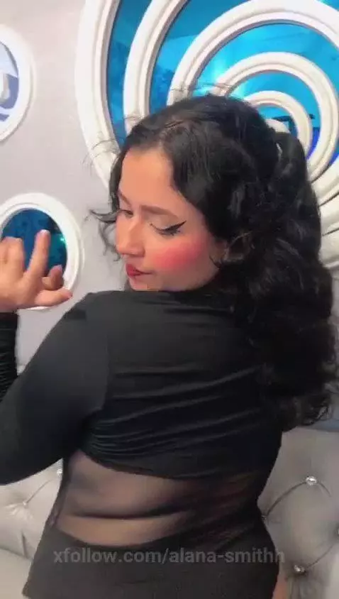 «What if we have a date? Your clothes are not invited. by alana-smithh