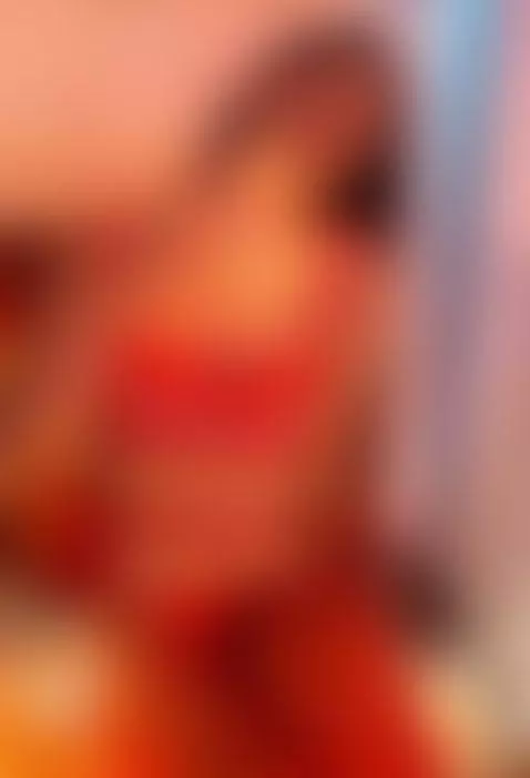 I want to be the heat that runs through your skin every day🔥 by sassy-girl