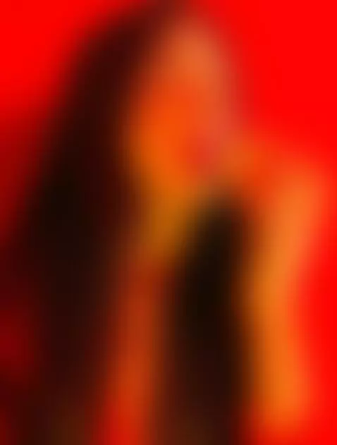 Bite my apple! by sassy-girl