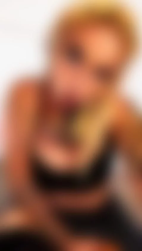 Text me for more, darling 727-283-9322 by ladyxzee