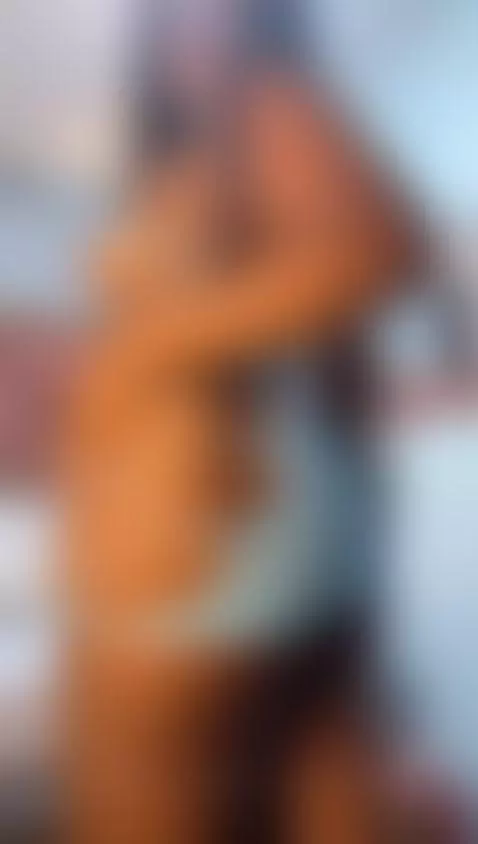 I love that you like a good brunette! by christinbrown