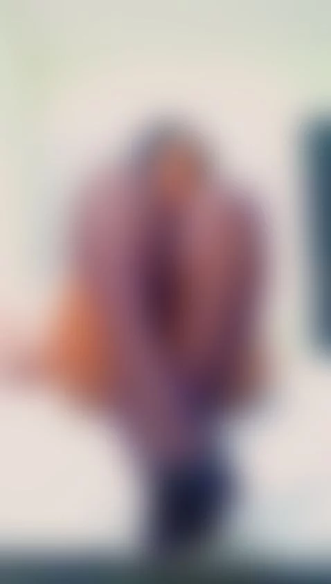 hi! online now by christinbrown