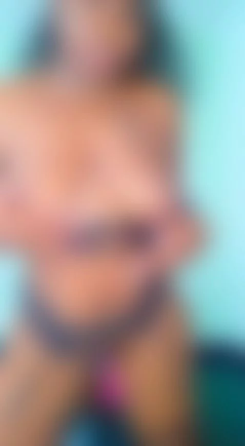 The black one is ready to caress her pussy! 🤤 by christinbrown