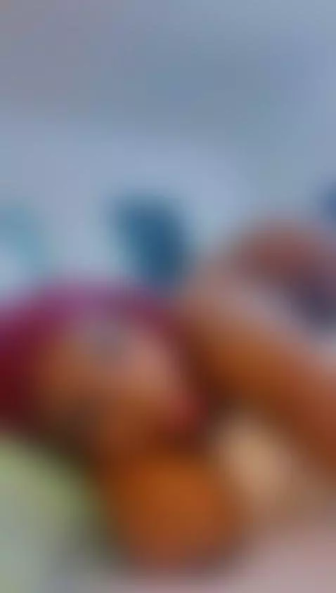 I look very sexy today, I feel very naughty and I want to gi... by christinbrown