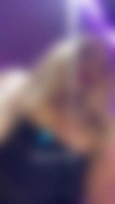 im hot by kendallcurkovaa