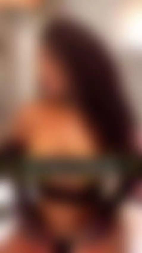 Too Hot to Handle by nyakimgold