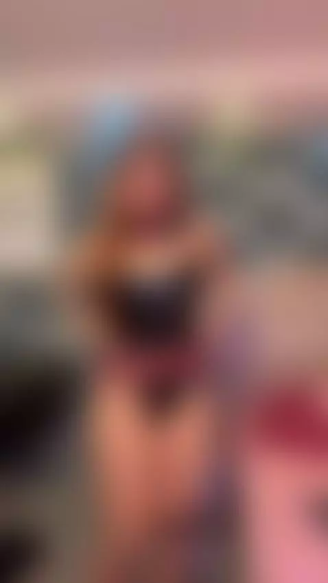 Hello 😘 by lanamatthews