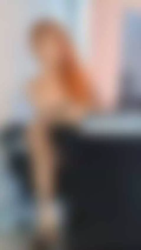 Your sexy secretary 🔥 by sami-hills