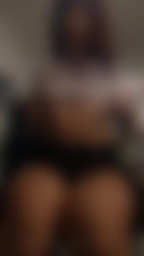 Like si te gustan mis piernitas UwU by lucyallen