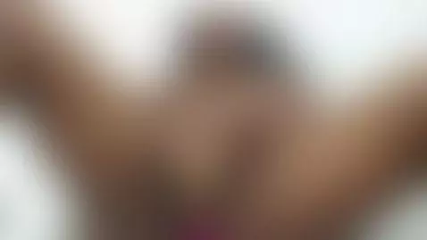 BIG SQUIRT IN YOUR MOUTH by julyebony