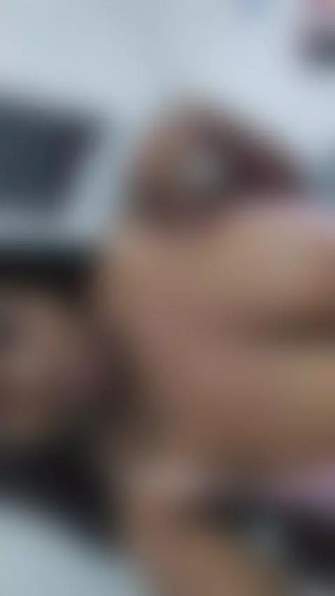 I´m online, visit me! by julyebony