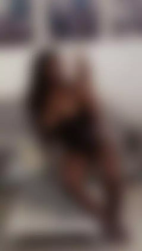 https://www.camsoda.com/maryyjohnson by maryyjohnson