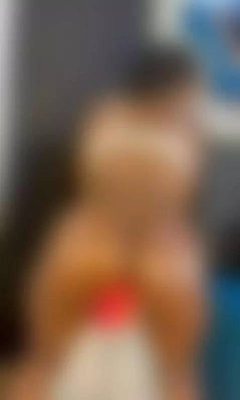 👀 sit back and enjoy this hypnotizing ASS! by maryyjohnson