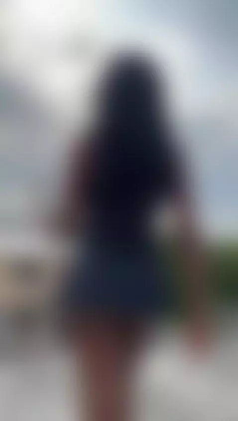 Omg they gonna see me! by maryyjohnson