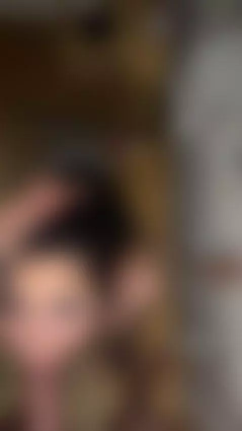 Follow me for daily free content in your dm by 1rubys