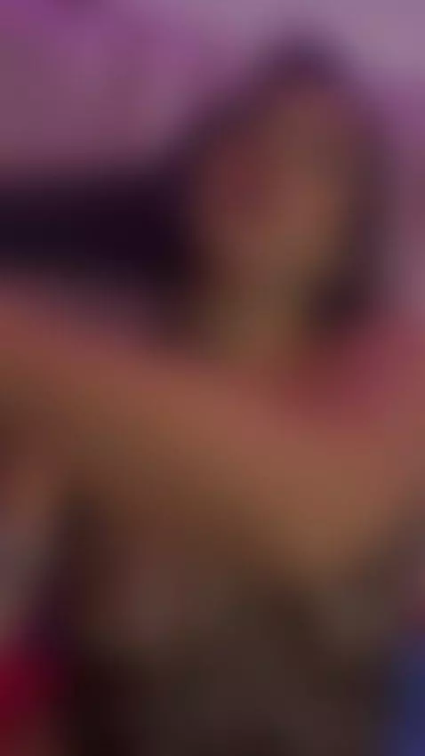 I’m that skinny girl who loves to lose herself in endless vi... by zarahfoster