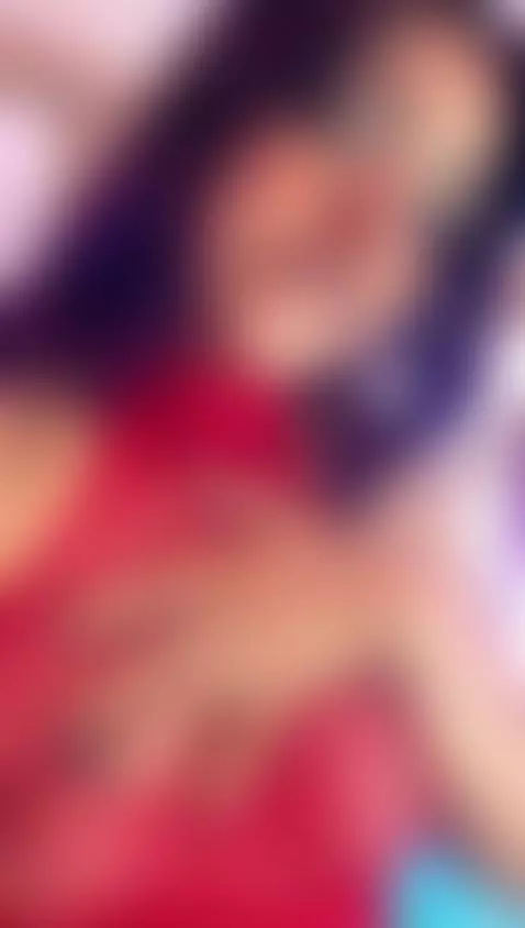 Online right now! 🥵😍 by zarahfoster