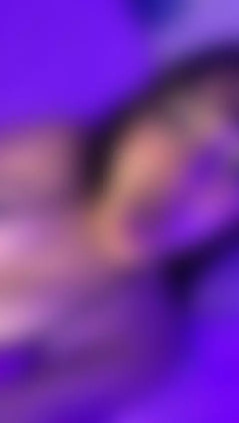 live now guys💕 by zarahfoster