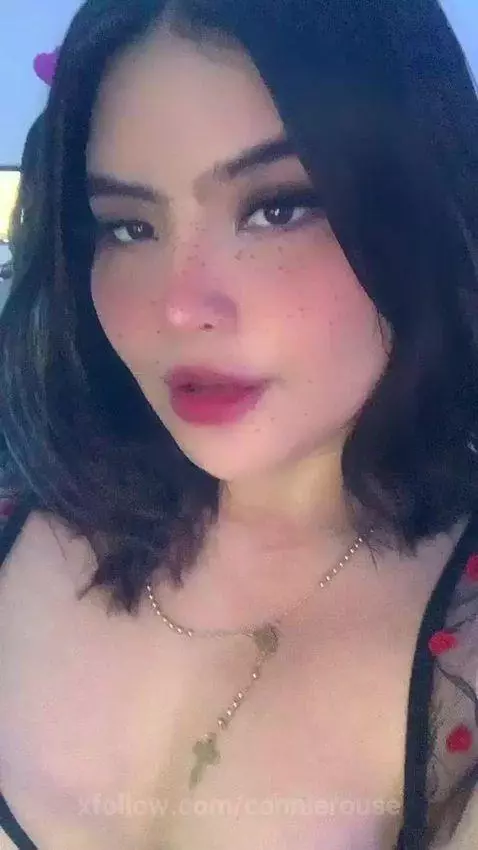 Hello babies♥️today I woke up wanting to eat everyone!! Or h... by connierouse