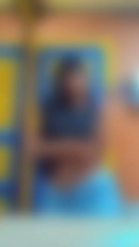 Tik tok by jadeeleee