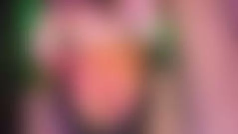 Mature woman with a huge ass wants you to fill her with cum,... by laurenhills