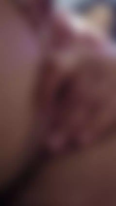 Shaved and hot by alexholy