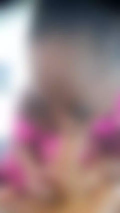 watchitfortheplot, thickthighs, onoff by kendrafosteer