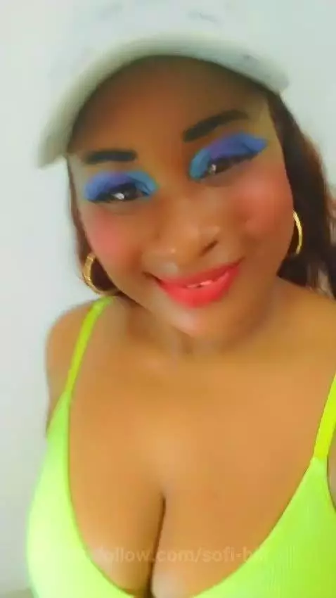 come to met me🌺🤤 by sofi-hill