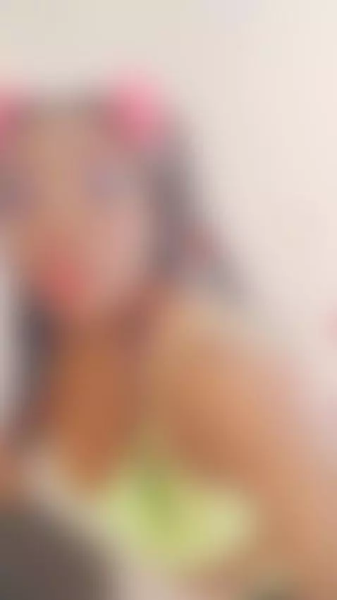 Only groans and orders fulfilled by sofi-hill