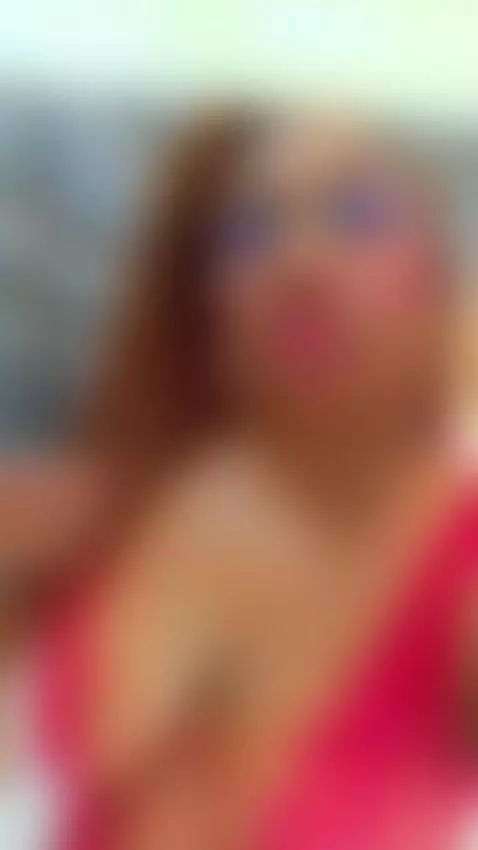 💦 Online and ready to fulfill fantasies.
www.camsoda.com/sof... by sofi-hill